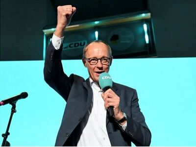 Μερτς: Mήνυμα σε ΗΠΑ, άνοιγμα σε Βρετανί...