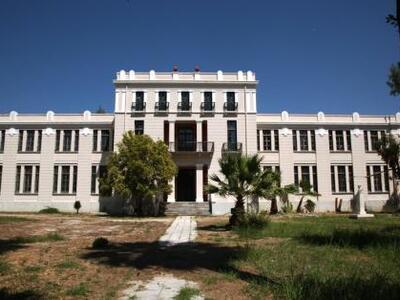 Πάτρα: Ο γιατρός Κώστας Σκουρλάς νέος πρ...