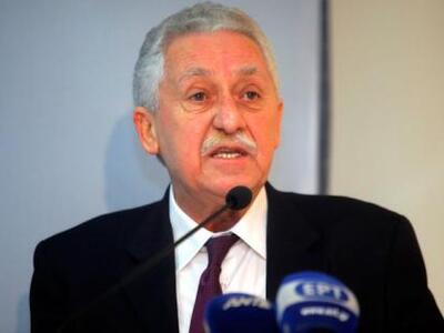 Kουβέλης σε Σταμάτη: Ανοίξτε την ΕΡΤ, πά...