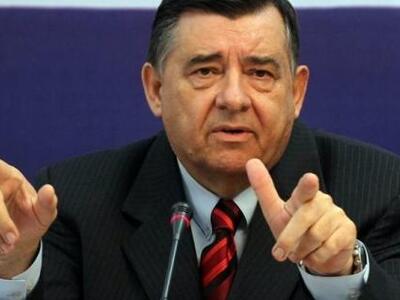 Καρατζαφέρης: Είμαι έτοιμος για συνεργασ...