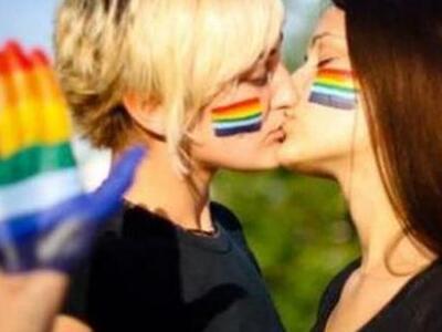 Σάλος στην Ιταλία με το «λογοκριμένο» λε...