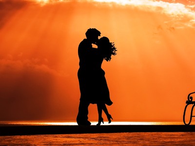  Ζευγάρι έπεσε από γέφυρα την ώρα που φι...