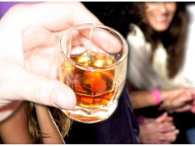 Το λίγο αλκοόλ είναι καλύτερο από το καθόλου
