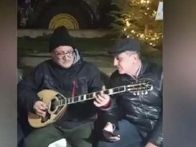 Ο Δημήτρης Κουρέτας στα μπλόκα με τους α...