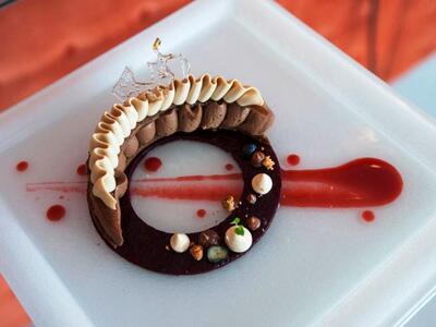 Το νικητήριο πιάτο ζαχαροπλαστικής &quo...