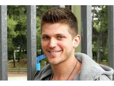 Στις 12 το μεσημέρι το τελευταίο αντίο σ...