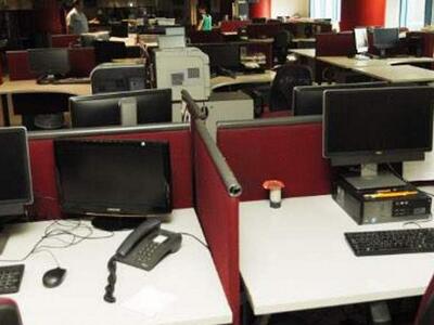 Έρημος...τόπος το Mega - Άδεια γραφεία κ...