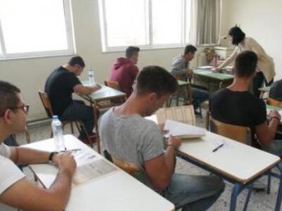 Πανελλήνιες 2017: «Ενδεικτικές απαντήσει...