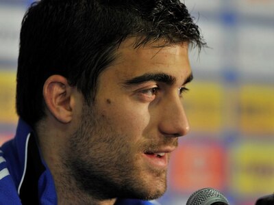 Και επίσημα "ροσσονέρο" ο Παπα...