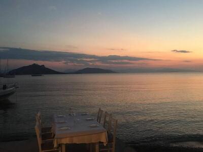 Ταβέρνα Αιγινίτισσα