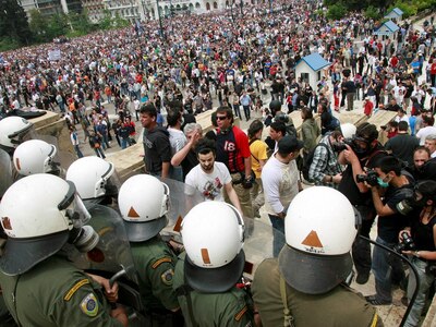 Δείτε όλα τα βίντεο από την Αθήνα που κά...
