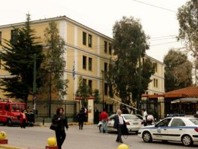 Φάρσα η βόμβα στην Ευελπίδων σήμερα το πρωί