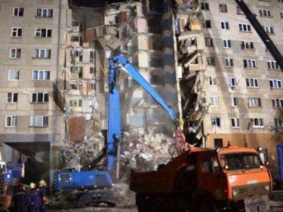 Ρωσία: 28 νεκροί από κατάρρευση πολυκατοικίας