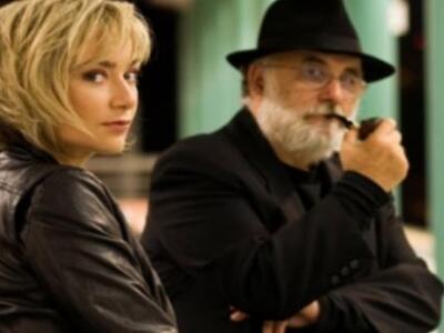 Πάτρα: Θάνος Μικρούτσικος και Ρίτα Αντων...