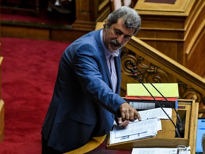 LIVE  - Πολάκης:  «Όσο και να προσπαθήσε...