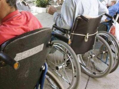 "Η μείωση των επιχορηγήσεων καταδικ...