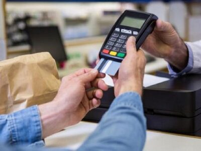 Ηλεκτρονικές αποδείξεις: Ποιοι φορολογού...