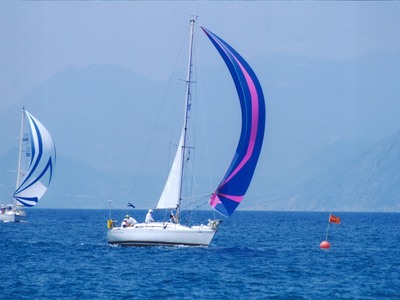 Tο σκάφος ΦΟΙΒΗ με κυβερνήτη τον Χάρη Κα...