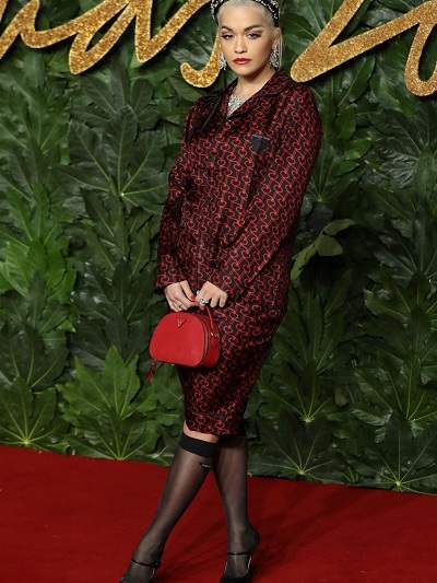 ΡΙΤΑ ΟΡΑ ΜΕ PRADA