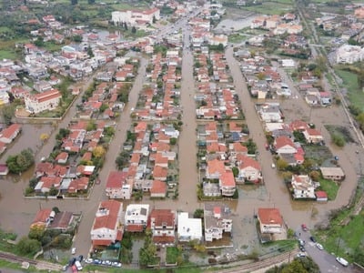Το πλημμυρισμένο Μεσολόγγι από ψηλά- Συγ...