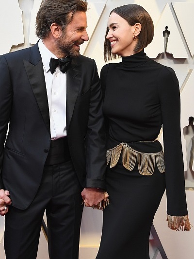 MΠΡΑΝΤΛΕΙ ΚΟΥΠΕΡ ΜΕ TOM FORD, IΡΙΝΑ ΣΑΙΚ ΜΕ BURBERRY