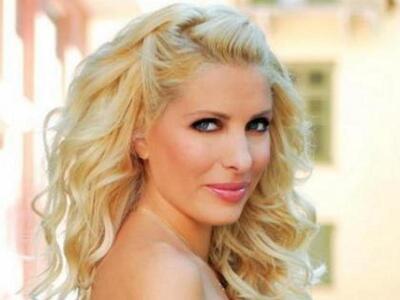 Μενεγάκη: "Δεν γίνεσαι μάνα για την...