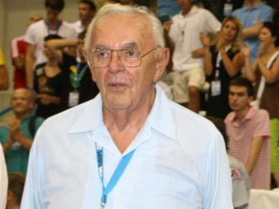 Βαριά καμπάνα κατά τον Στάνκοβιτς για τα...