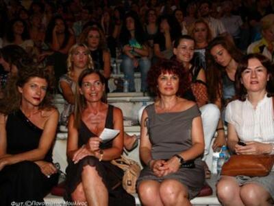 Πάτρα: Δείτε στιγμιότυπα από την παράστα...