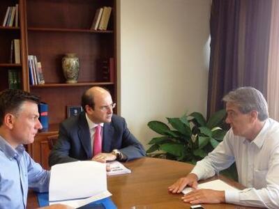 Σηφουνάκης και Μωραΐτης συναντήθηκαν με Χατζηδάκη