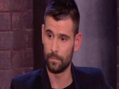 Μιχάλης Μουρούτσος: Δείτε την κούκλα πρώ...