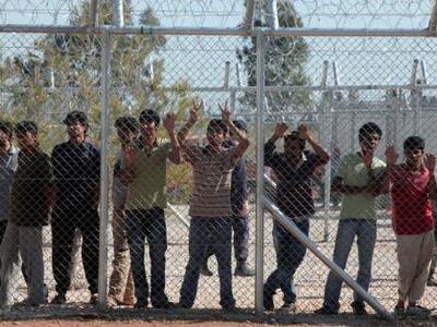 Συγκέντρωση έξω από το Κέντρο Κράτησης τ...