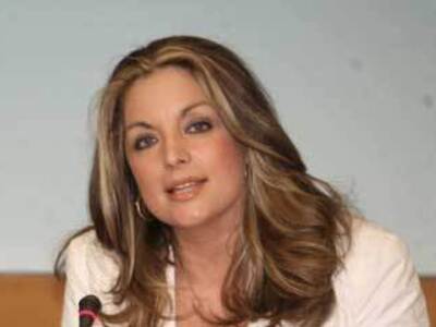 Όλα στο φως στον ΕΟΤ