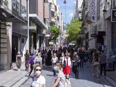 Κορωνοϊος: Άρση των μέτρων μέχρι το τέλο...