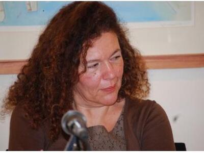 Η συγγραφέας Λίλα Κονομάρα έρχεται στην ...