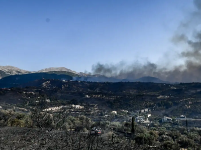 Φωτιά στην Πάτρα: Φόβοι για μόλυνση του ...