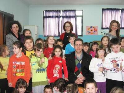 O συγγραφέας Λάσκαρης Π. Ζαράρης επισκέφ...