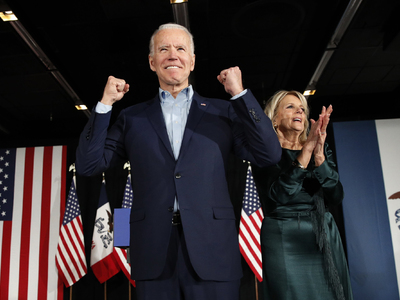 Ο Μπάιντεν υπέγραψε το νομοσχέδιο «μαμού...