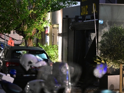 Ιλίσια: Ισχυρή έκρηξη σε γνωστό νυχτεριν...