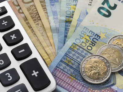 Κατώτατος μισθός: Η αύξηση για το 2026 «...