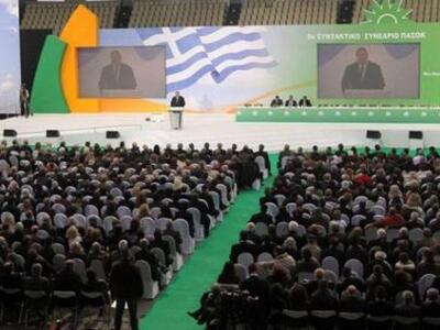  Με ομιλίες και δευτερολογία Βενιζέλου σ...