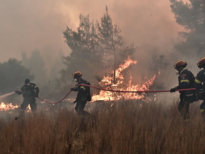 Φωτιά στην Τήνο