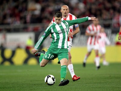 Στον Ολυμπιακό ο Μιραλάς