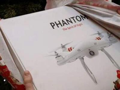 Τα drones το νέο «καυτό» δώρο των γιορτώ...