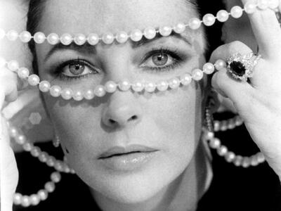 Κοσμήματα της Elizabeth Taylor θα δημοπρ...