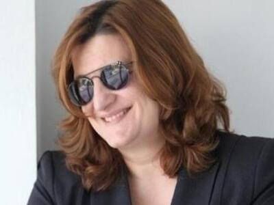 Ελλάς: Πρώτα στον πάτο και μετά ...βλέπο...