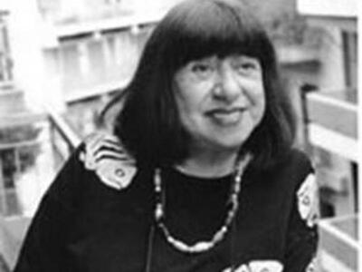 Πολύεδρο: Αφιέρωμα στην ποιήτρια Κατερίν...