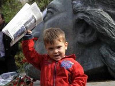 Πολυτεχνείο: Άνοιξαν οι πύλες για τις 3η...