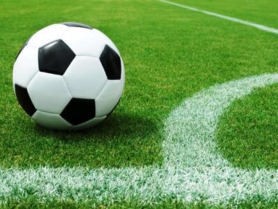 Πάτρα: Η ΚΝΕ παίζει… μπάλα