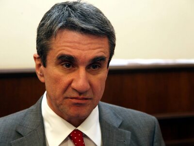 "Παραβίαση της νομιμότητας η περικο...