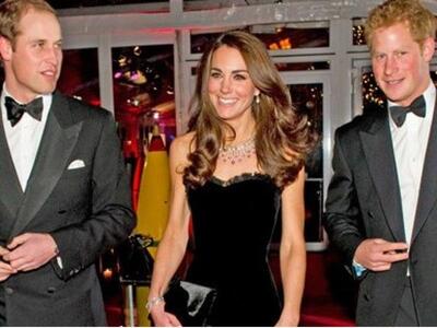 H Κέιτ Μίντλετον ...φόρεσε το μαύρο φόρε...